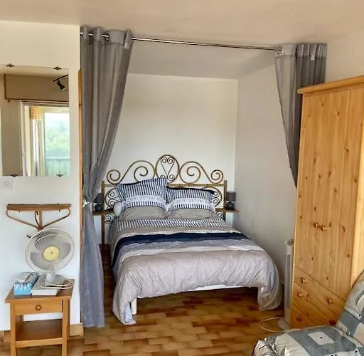 A 70 Metres De La Plage, Etage 1